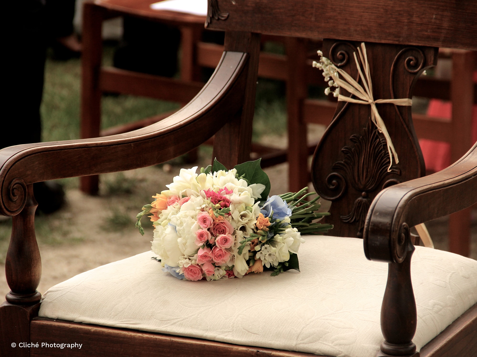 BOUQUET & BOUTONNI&Egrave;RE