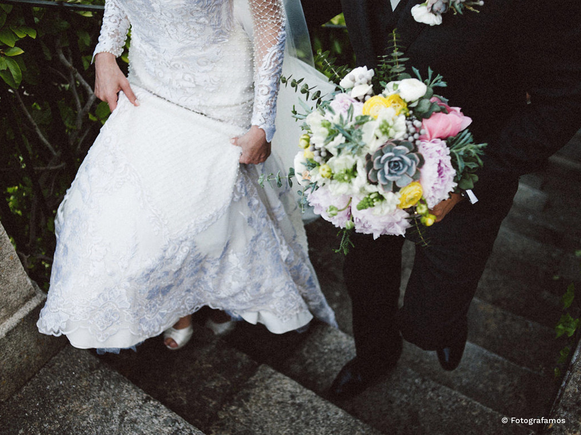 BOUQUET & BOUTONNI&Egrave;RE