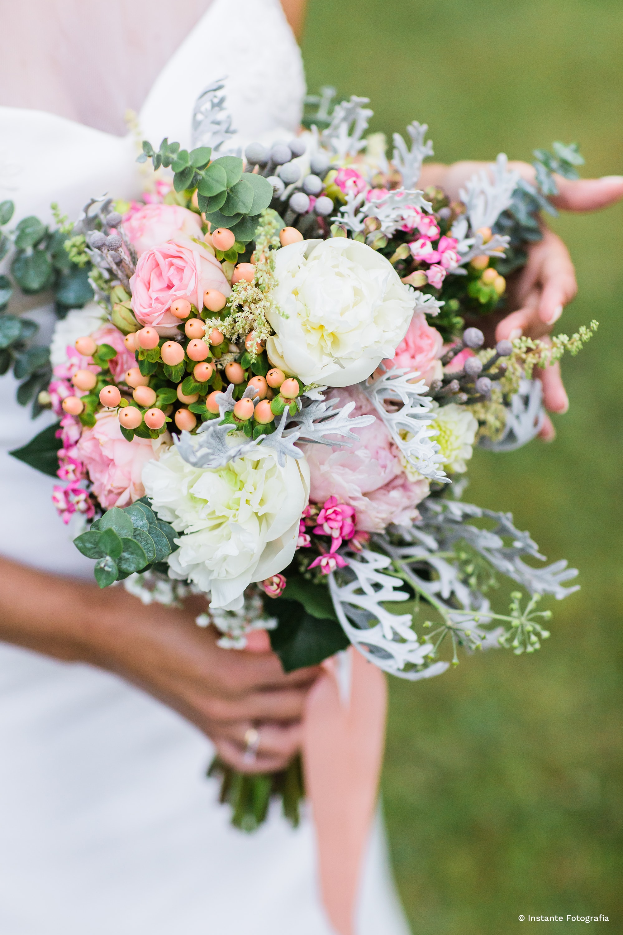 BOUQUET & BOUTONNI&Egrave;RE